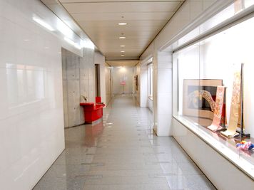 Natuluck日本橋 セミナー会場の室内の写真