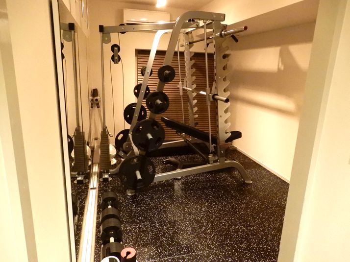 R/B Workout GYM - R/B Workout GYM