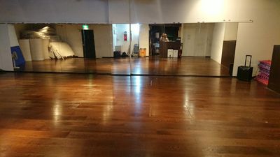 DLスタジオ代々木 ダンススタジオ　の室内の写真