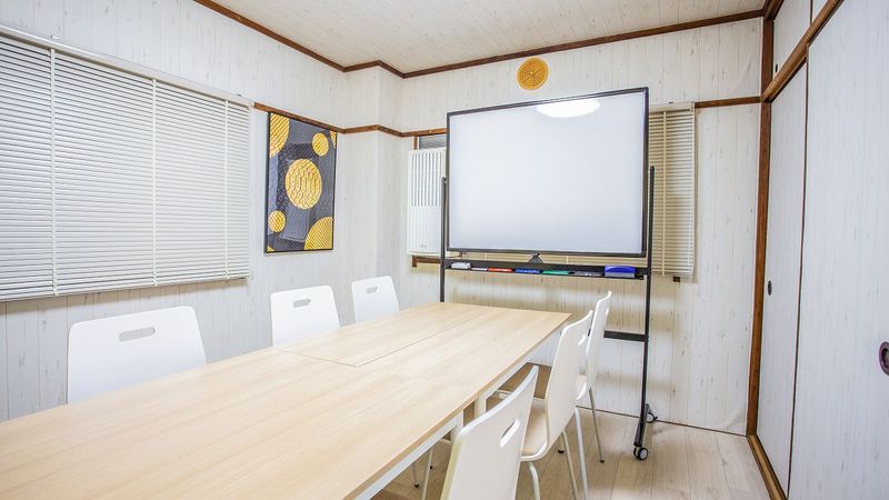 ふれあい貸し会議室 大阪E - ふれあい貸し会議室 大阪翠連