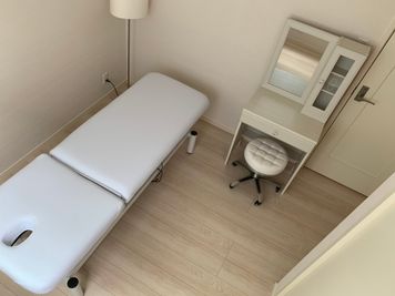 貸会議室en.beaute 都立大学レンタルエステルームの室内の写真