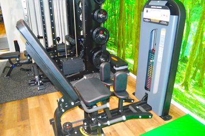 ｱﾌﾞﾀﾞｸｼｮﾝ＆ｱﾀﾞｸｼｮﾝ - 真和スクエア S-GYM（エスジム）の設備の写真
