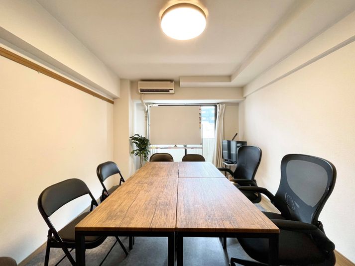 テレワーク＆会議　夜はボドゲルーム - ハカドルスペース下北沢