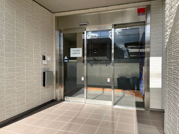 カードキーでの玄関開閉です。 - べレオ和歌山駅東 貸し会議室・多目的スペースの入口の写真