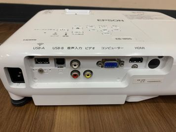 THビル2階Aルーム 多目的スペース（会議室、セミナールーム、ダンススタジオ）の設備の写真