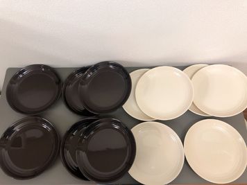 皿12枚 - Colormell（カラメル）六本木2号店 パーティ・撮影・会議・その他［〜12名］の設備の写真
