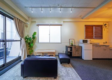 カリクラシ 西田ビル４F 広いベランダの多目的スペース！【西田ビル４F】の室内の写真