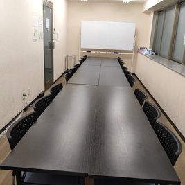 5/31閉店！横浜新横浜駅 徒歩6分 会議室 横浜・新横浜完全個室会議室の室内の写真