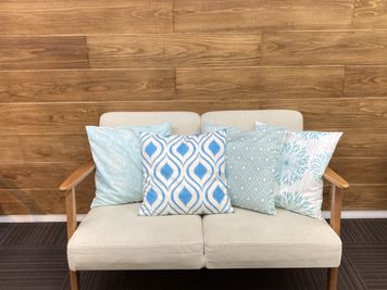 常設★クッション（夏用） - 銀座ユニーク貸会議室5丁目店 G402 GINZA Roomの設備の写真