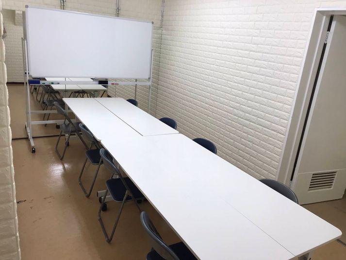 多目的スペース（会議室、ダンス） - THビル2階Dルーム