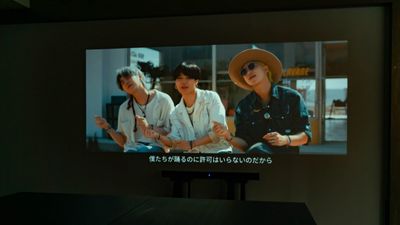 V-SPACE新宿職安通店 フリースペースの設備の写真