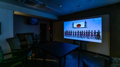 V-SPACE新宿職安通店 フリースペースの設備の写真