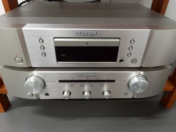 マランツのCDプレイヤーとアンプ
(音の速度調節ができます。) - Studio Lilas  レンタルスタジオの設備の写真