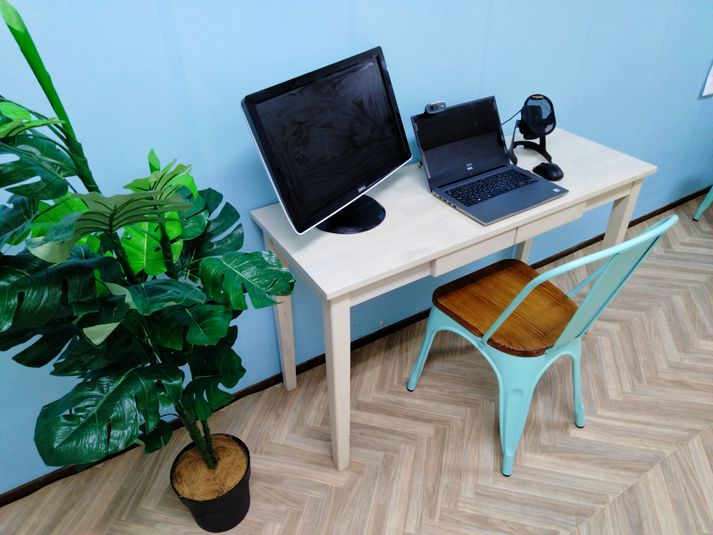 博多出張に！駅近でアクセス◎｜27㎡・16名可 - ブリーグ会議室