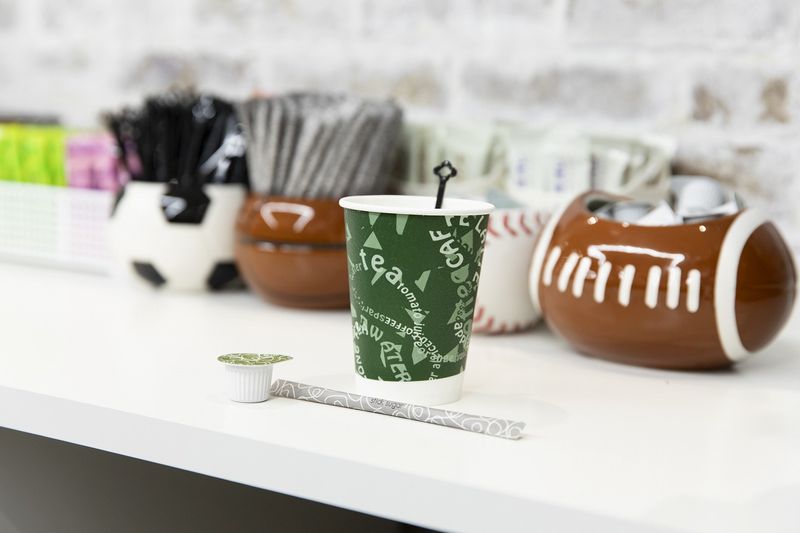 4名用会議室 - BIZcomfort新横浜