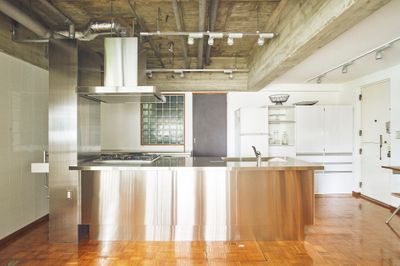 名作ヴィンテージマンションの趣のある内装 - キッチンスタジオ ディッシュ キッチン付きレンタルスペースの室内の写真