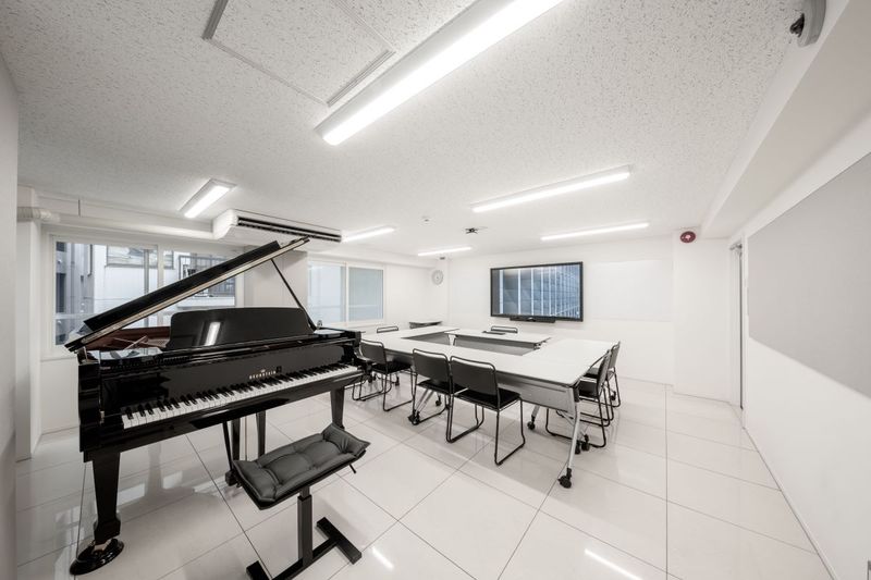 402 BECHSTEIN - 渋谷ホール&スタジオ