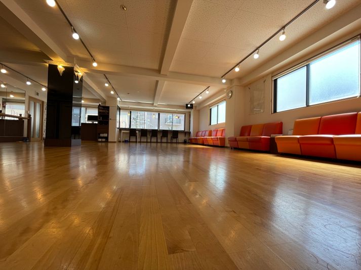 ダンススタジオ - アサノダンススクール