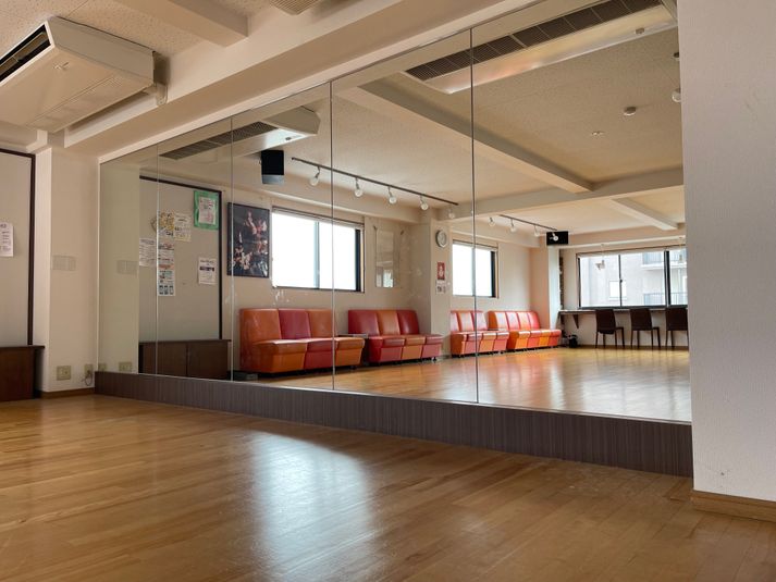 ダンススタジオ - アサノダンススクール