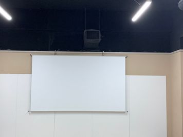 スクリーン - THビル2階B+Eルーム 多目的スペース（会議、ダンス等）の設備の写真
