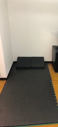 隠れ家ジム・ハイパーボルト＋完備・ストレッチスペース有 - 高田馬場・東西線7番口徒歩30秒