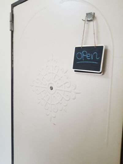 美容施術向けレンタルスペース - 保留