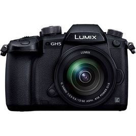 ミラーレス一眼
LUMIX GH5M - Studio HAKO 全室貸切プランの設備の写真