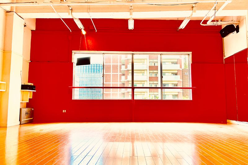 Bスタジオ - ドットカラーダンススタジオ