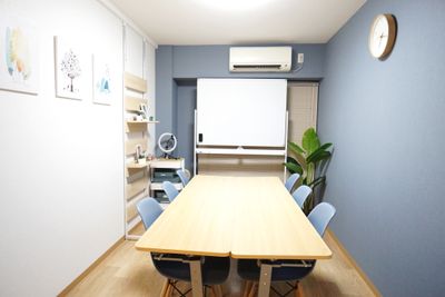 マイスペ２４　兵庫駅前店 レンタルスペース　貸会議室の室内の写真
