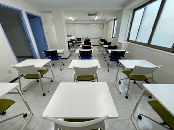 【201教室】スマートロック・クラウドカメラを利用し無人化運営！空き教室貸し出し！学校稼働日は有人での対応となります！ - 東京国際学園情報専門学校