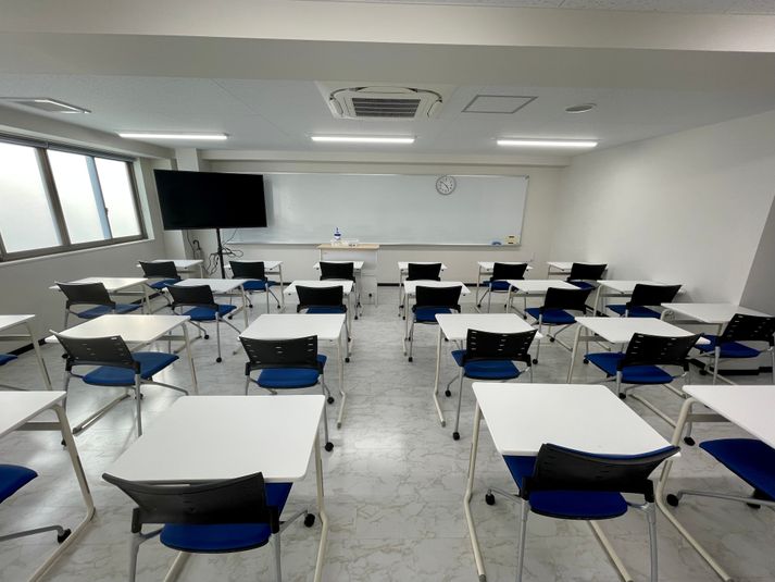 204教室 - 東京国際学園情報専門学校