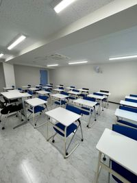 東京国際学園情報専門学校 205教室の室内の写真