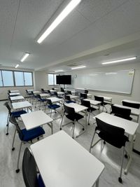 東京国際学園情報専門学校 207教室の室内の写真