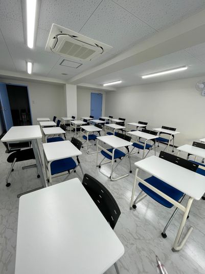 207教室 - 東京国際学園情報専門学校