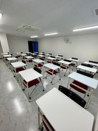 東京国際学園情報専門学校 305教室の室内の写真
