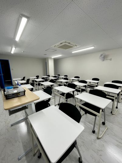 306教室 - 東京国際学園情報専門学校