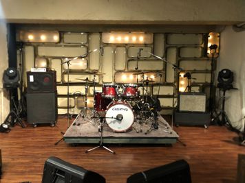 ドラムセット - 【三軒茶屋】グレープフルーツムーン 多目的イベントスペースの設備の写真