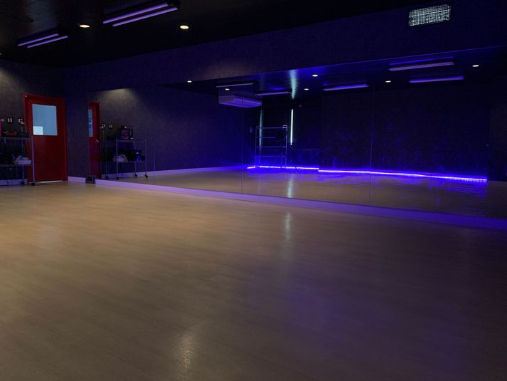 スタジオ貸切 - 久留米レンタルスタジオ DMCダンススクール