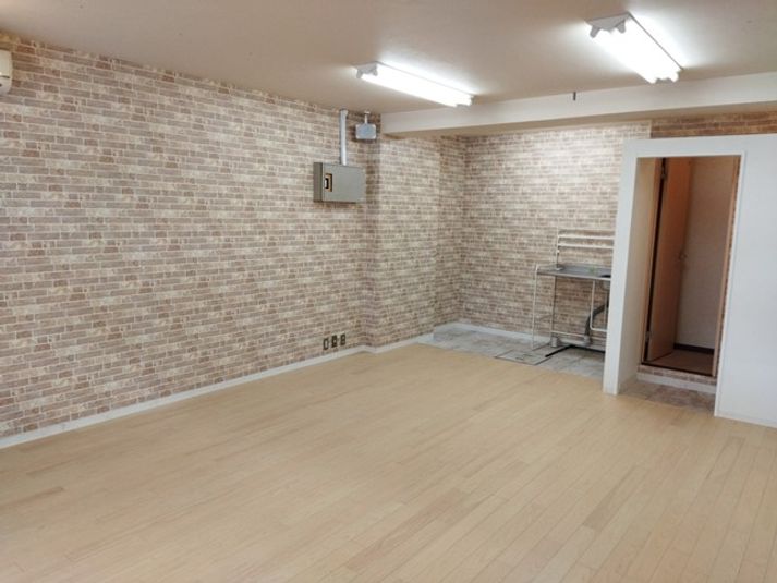 monoダンススタジオ西巣鴨　高級ヨガマットも常備 - monoダンススタジオ西巣鴨