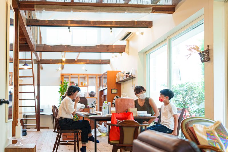 カフェ＆ギャラリー付きレンタルスペース - KATACHI