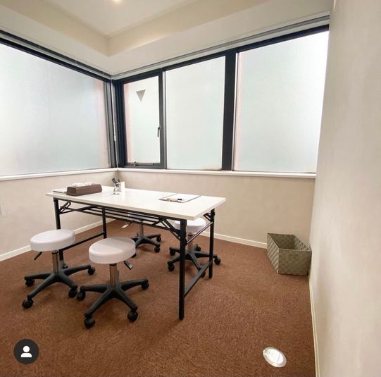 店舗全体貸し☆４部屋利用可能！！ - 高級感溢れる個室レンタルサロン