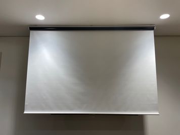 BIZcomfort神戸元町 最大14名用セミナールームの室内の写真