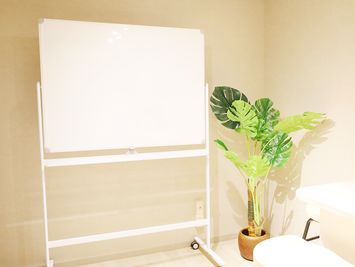 LEAD conference 北千住 Room Bの設備の写真