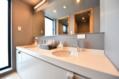 洗面所にアメニティ類も完備 - STAY KARATEL キッチン付きレンタルスペースの設備の写真