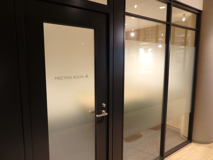 ミーティングルーム・6名用 - fabbit広島駅前