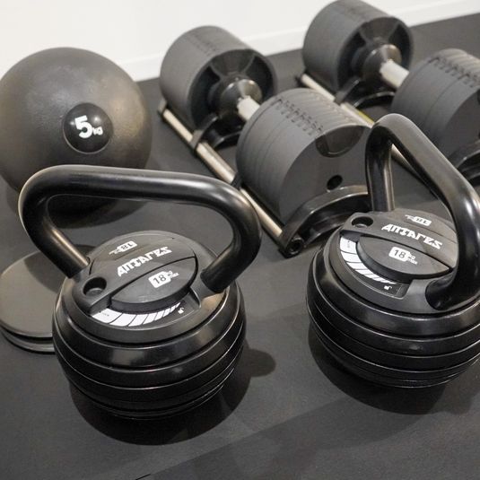 ジムスペース マッサージベット有 - メイスントレーニングスタジオ目白