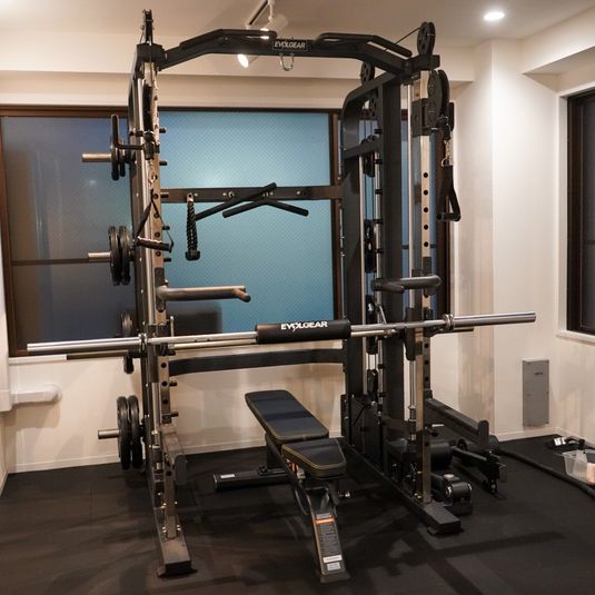 ジムスペース マッサージベット有 - メイスントレーニングスタジオ目白