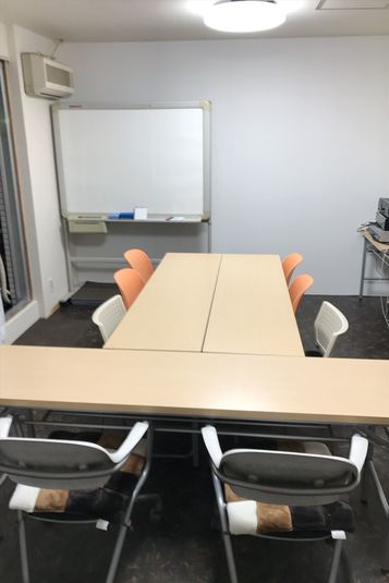 会議室　サロン - レンタルスペース　談笑