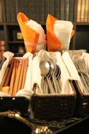 Leaning Cafebar 金魚 1F cafeの設備の写真