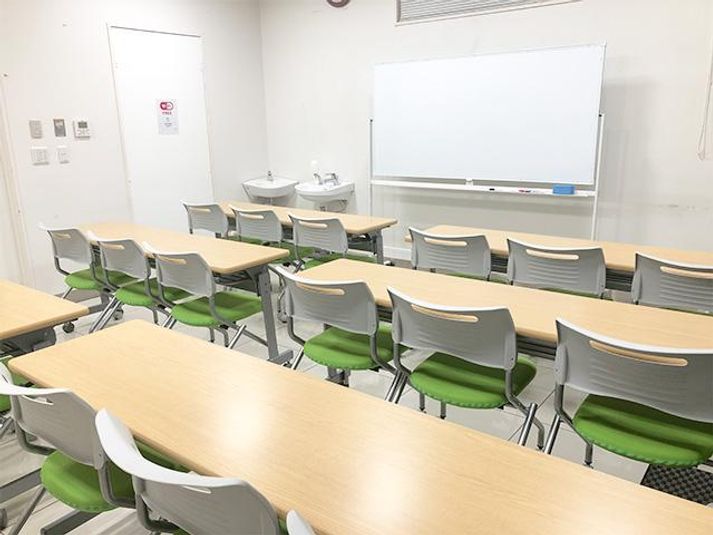 Room1 - 馬車道駅前　加瀬の貸し会議室